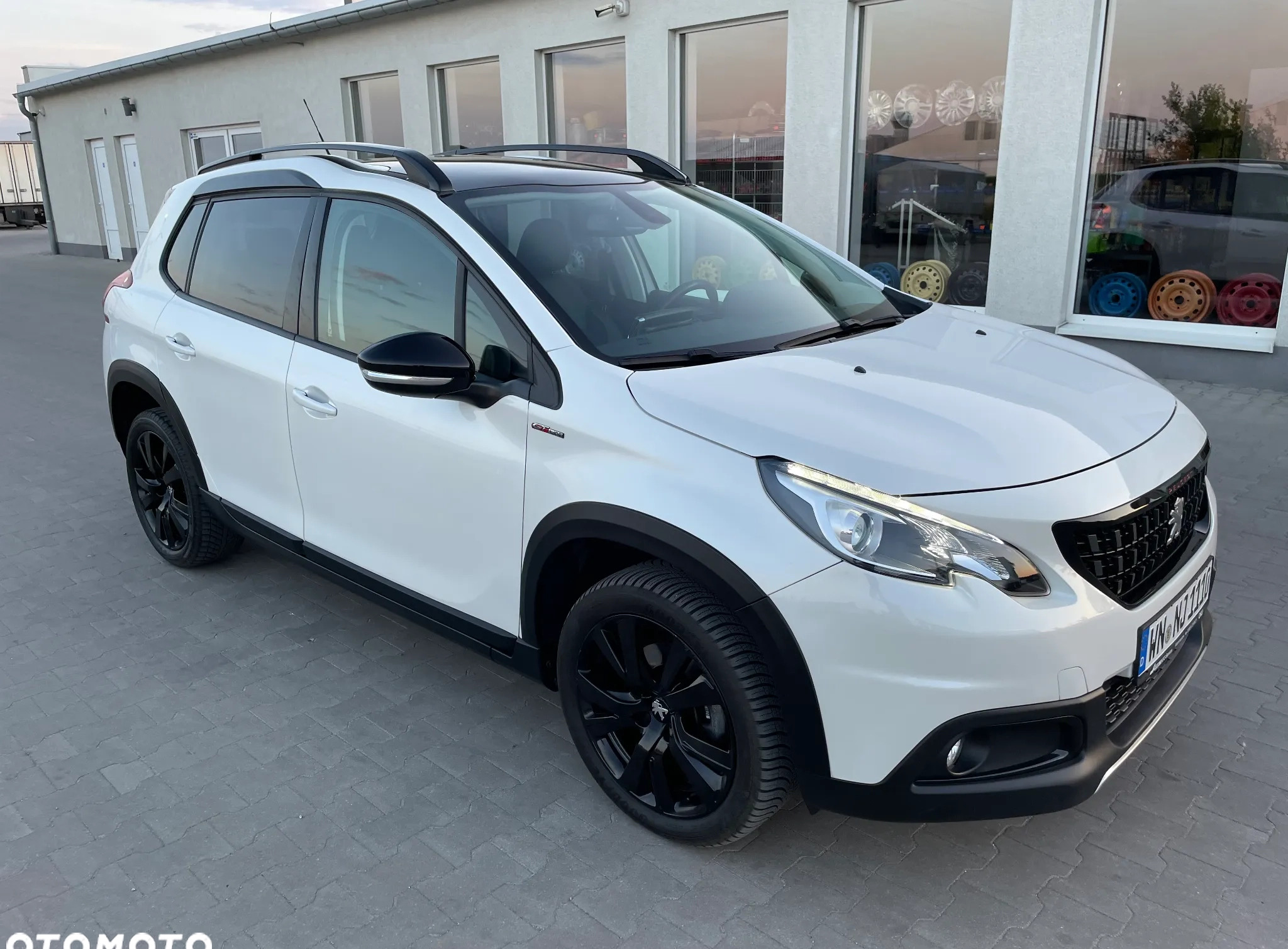 Peugeot 2008 cena 53900 przebieg: 40000, rok produkcji 2019 z Gostyń małe 326